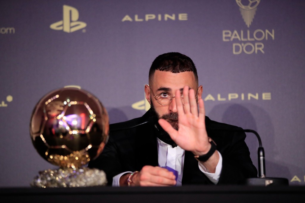 Aharen retire vaanee Real gai: Benzema