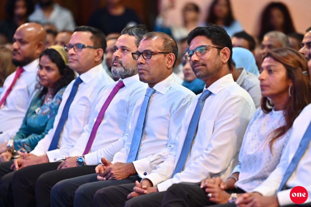 Nasheed vakikurun: Democrat in thadhah'hul vumah husha'helhi husha'helhun Supreme Court in balaigenfi