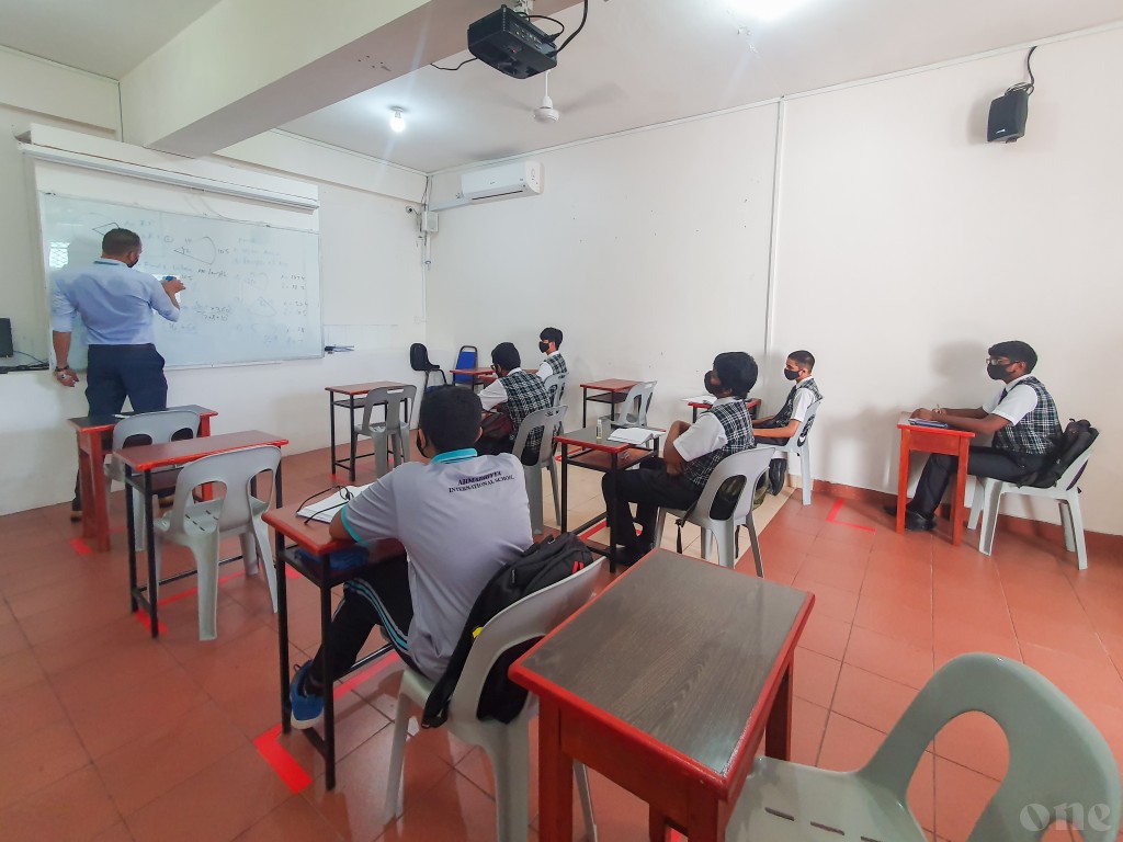 Ehen meehun lahvai assignment hedhun manaakoh, adhabudheyn himanai mathee thauleem ge bill faaskoffi