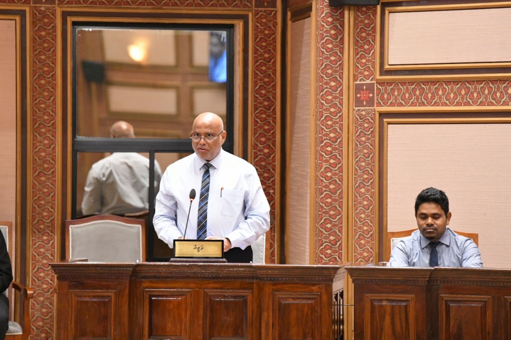 Faisaa jamaakurun lasvanee dhaivarun mauloomaathu nufonuvaathee: Minister Haidhar 