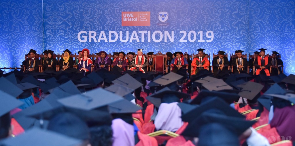 Hiley degree ah kiyavai dhinumaa behey usoolu aamukohfi