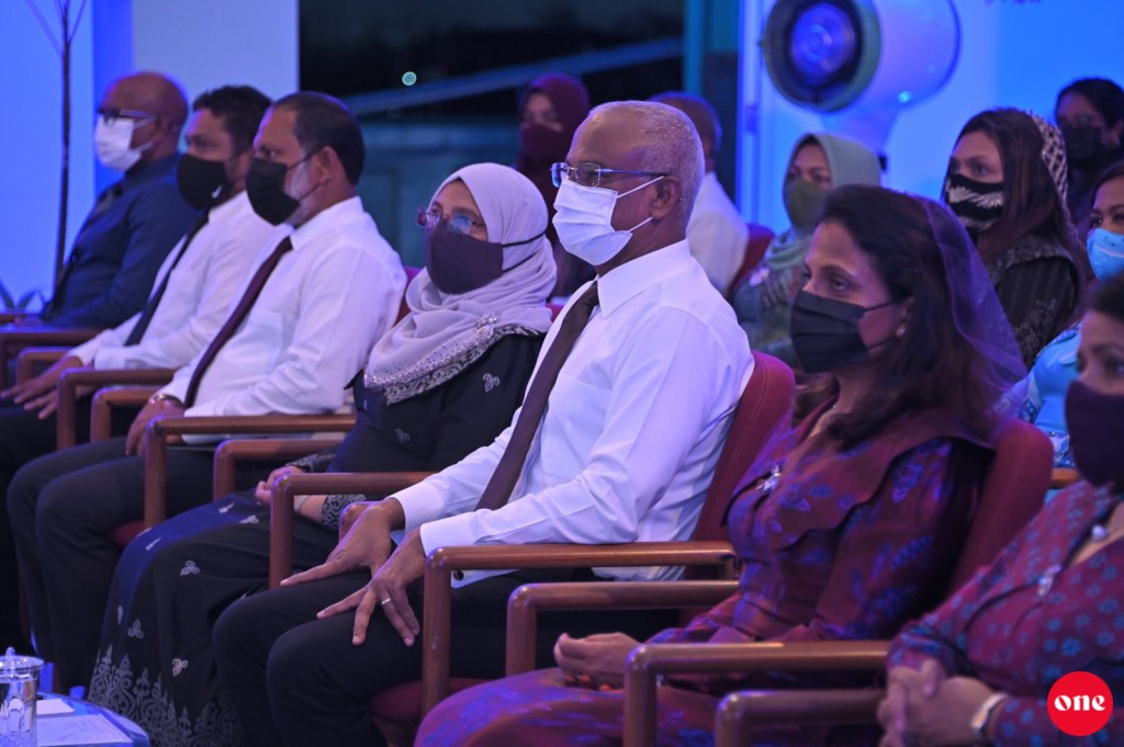 Covid ge thereygai aailaa thakuge fudhuntherikamah anhenun varah muhinmu dhaureh adhaakuri: Raees