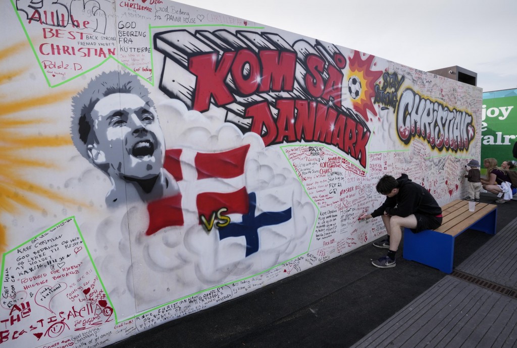 Wales ah badhaluvi haalathu: Dhuniyeyge 99 percent meehunge sympathy support Denmark ah