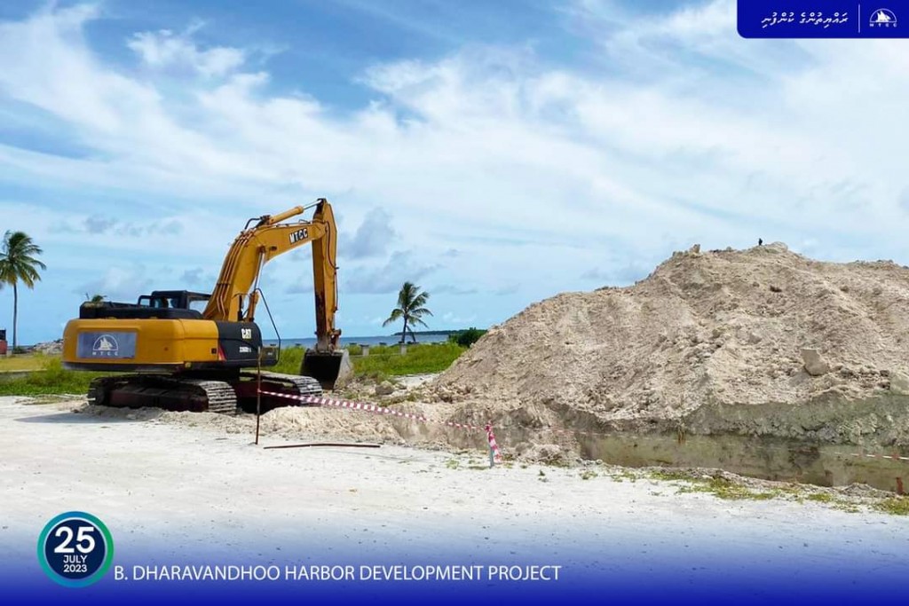 Dharavandhoo bandharu tharaggee kurumuge amalee masakkai fashaifi