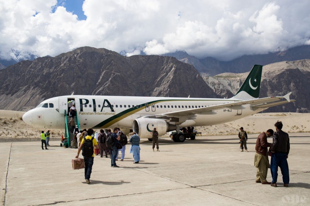 Pakistan airline under fire over fake pilot licence scandal