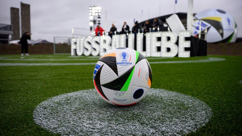 EURO 2024: Mifaharu rasmee boalhaige namakee ''footboalhaige loabi''