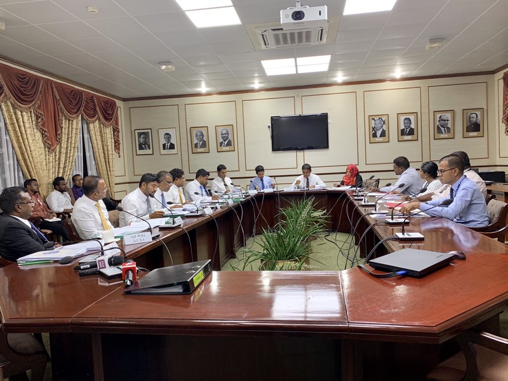 Ithuru inaayai nunagan IAS ah angan Majilis ah hushahalhaifi