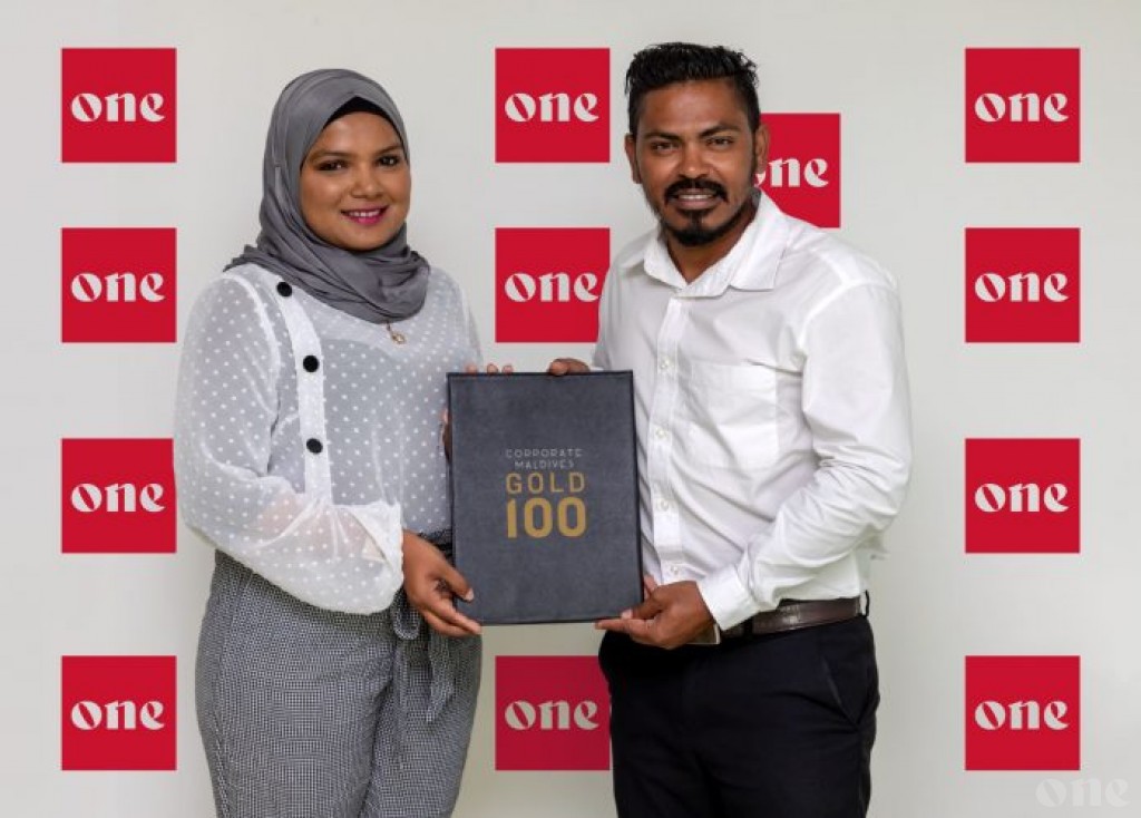'One Online' signs as media partner of Corporate Maldives' ''Gold 100 Gala''