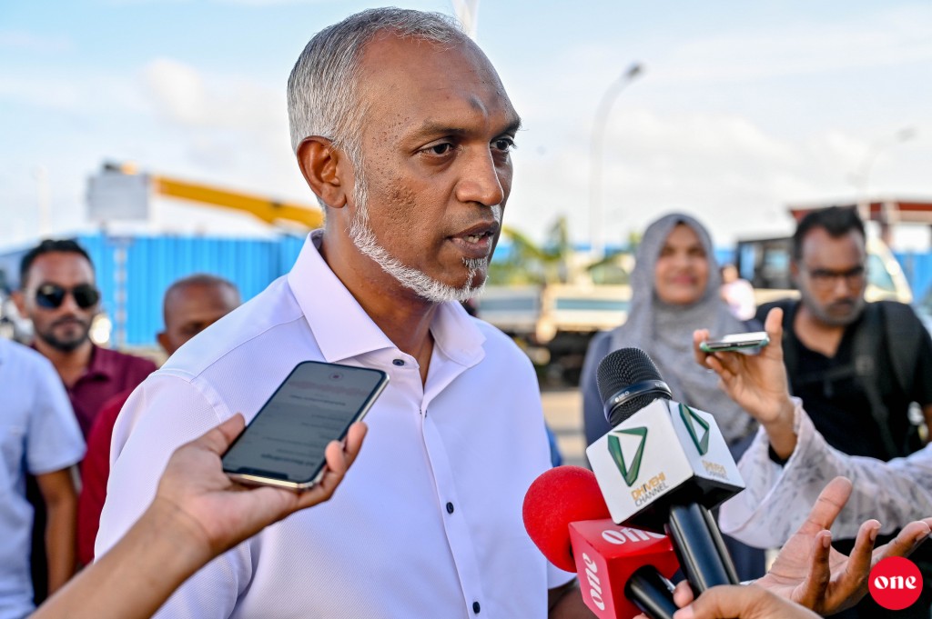 kuni vaki kohfai behehtumah beynunvaa saamaanu sarukaarun foarukoh dheyn jehey: Muizzu
