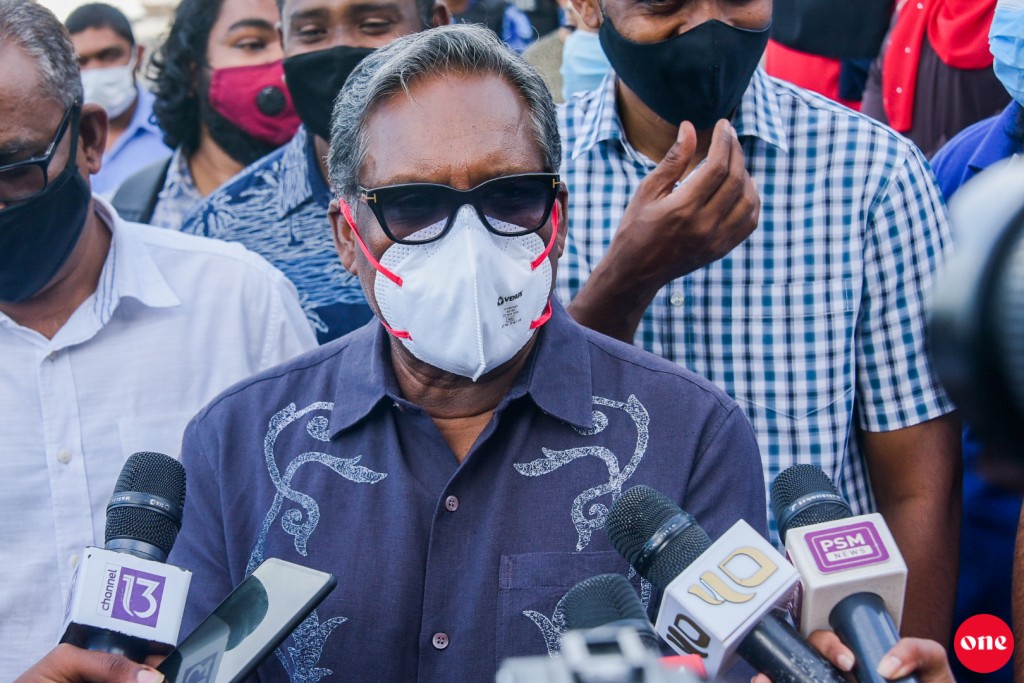 BREAKING: Dr. Waheed maadhamaa fuluhah haaziru kuranee
