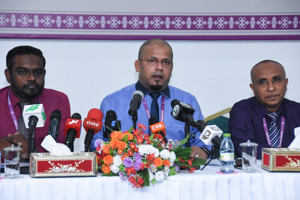 EC ge naib raeesaku nethumun gaanoonee gothun dhimaavaa massala eh neiy: Shareef