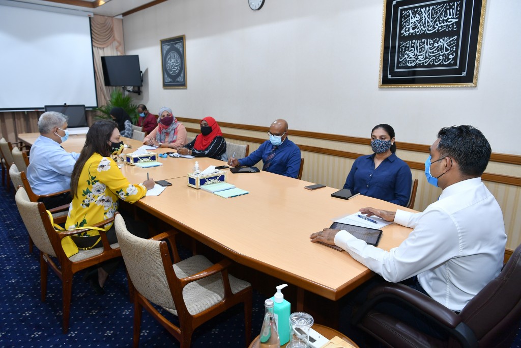 Kudakudhinnah dhey therapy ge hidhumaiy harudhanaa kurumah mashvaraa koffi