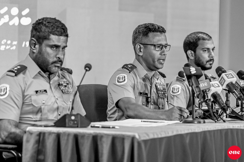 Biruverikamuge inthihaa ah, Online gamege therein kudakudheen recruite koh thamreenudhee meehun merumugai baiverikuruvanee