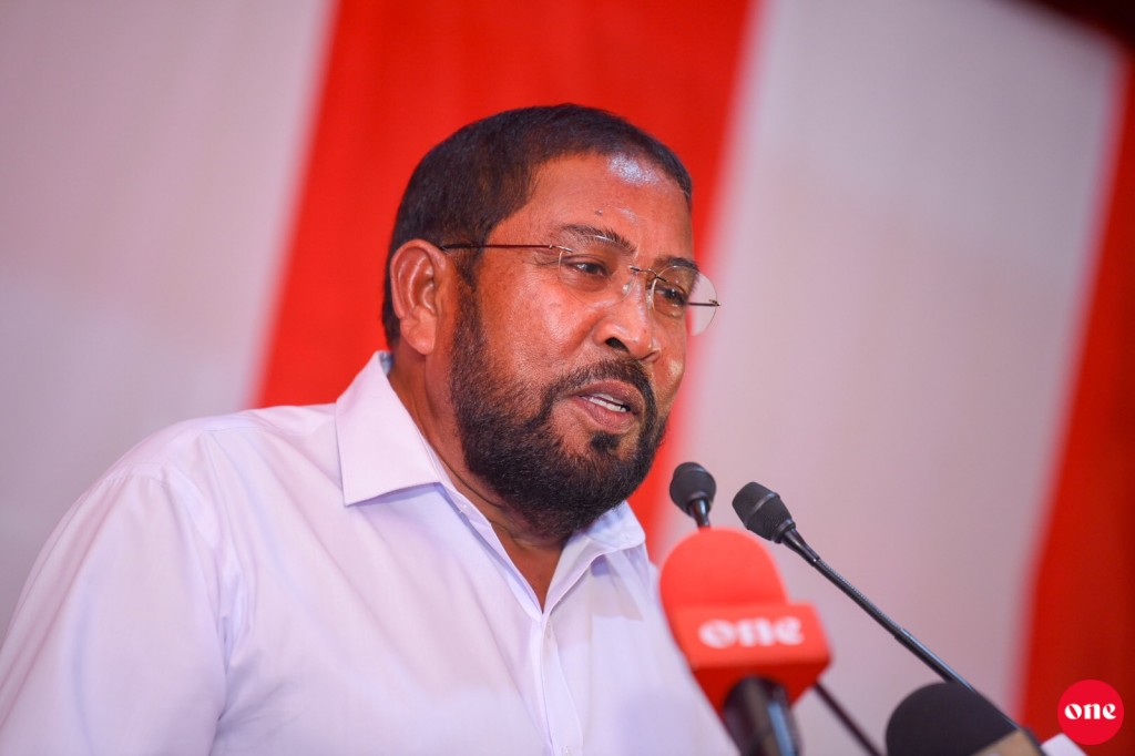 Kaadehdhoo airport athulumun libunu gellumuge badhalu nohoadhan ninmaifi