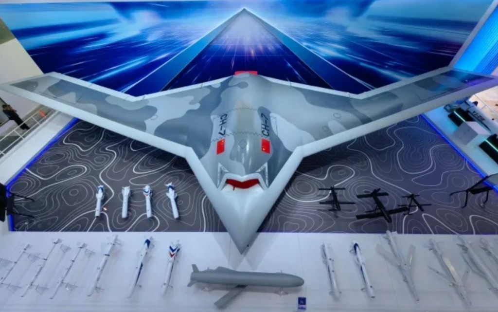 China in ufeddhi emme fahug Jet thakaai Drone thah dhakkaalanee