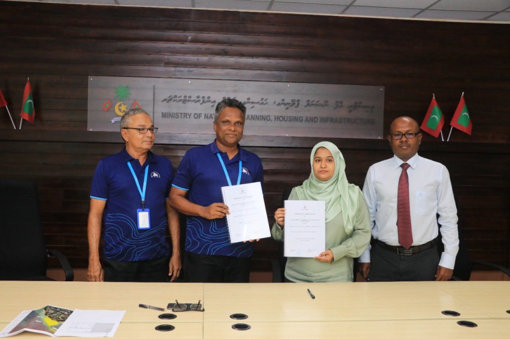 Rasdhoo bandharu beyru thoshi jehumaau Omadhoo bandharu upgrade kuran MTCC ah