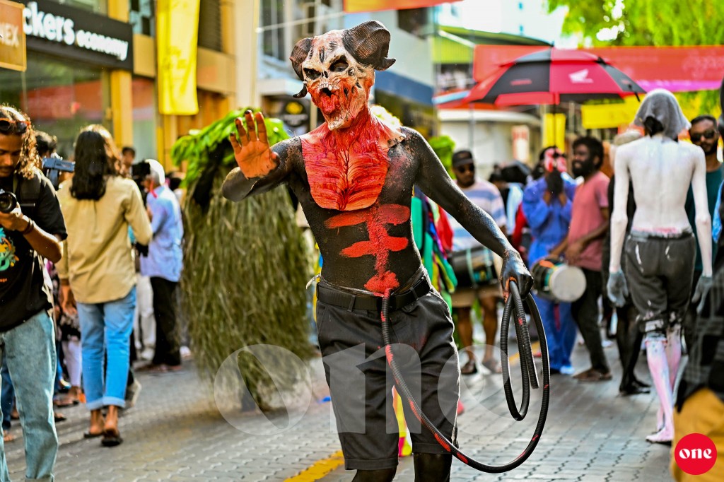 One Photo : Male' gai beyvi bodumas nerumaai Maali parade