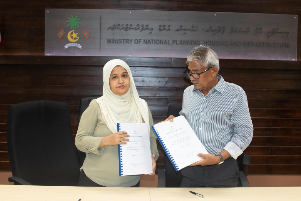 6 Airport eh hadhan beynunvaa faisaa hoadhan amillah kunfunyakaa havaalu kohfi