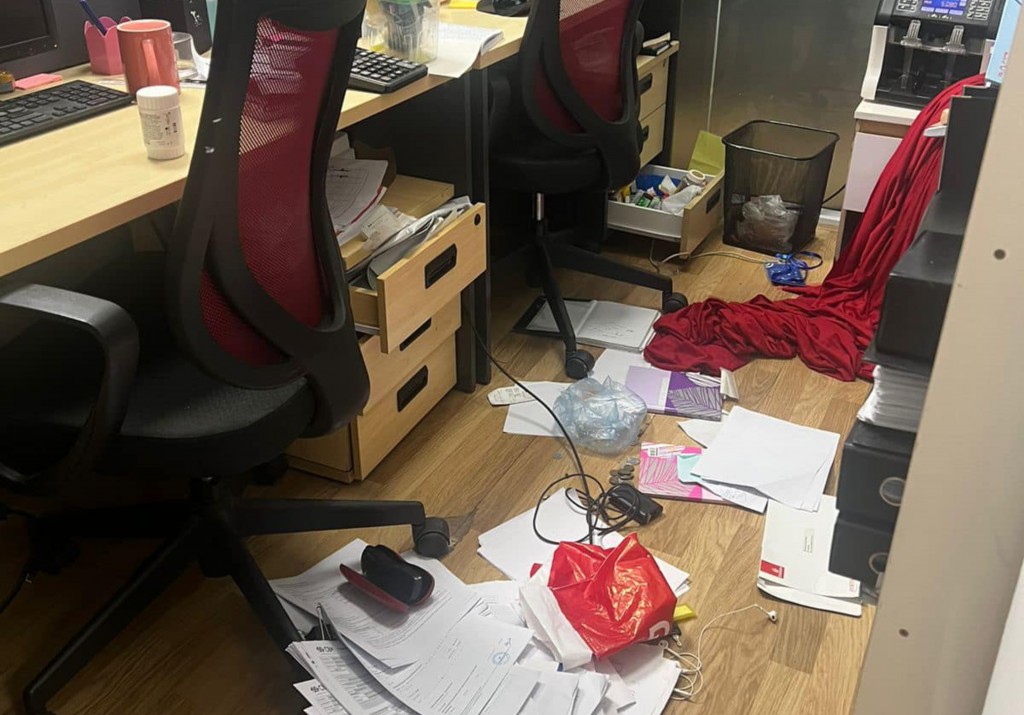 Inner Maldives ge 2 office himeneyhen 3 thanakah rey gellundheefi