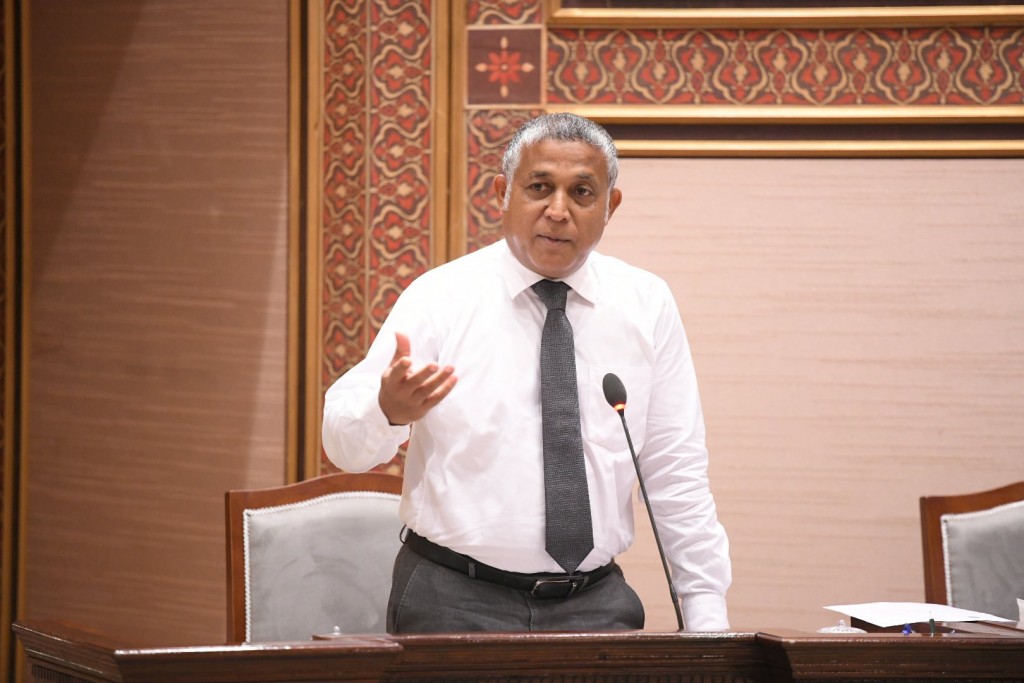 Male' gai ulhey gina dhuvasvee atholhu thereyge rayyithunnah, vinares  Flat in vaki adhadheh kanda'alhaane: Minister