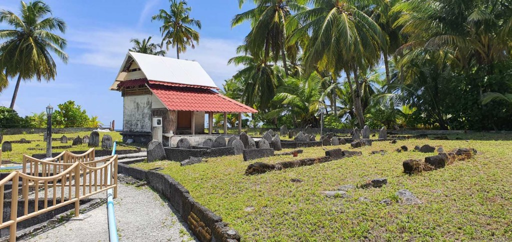 Ethah bayaku kuhlliakah maruvi Fuvahmulaku maahun nuvatha bodu roagaa, Udumathin fenunu namaankamaai kulathakuge vaahaka!