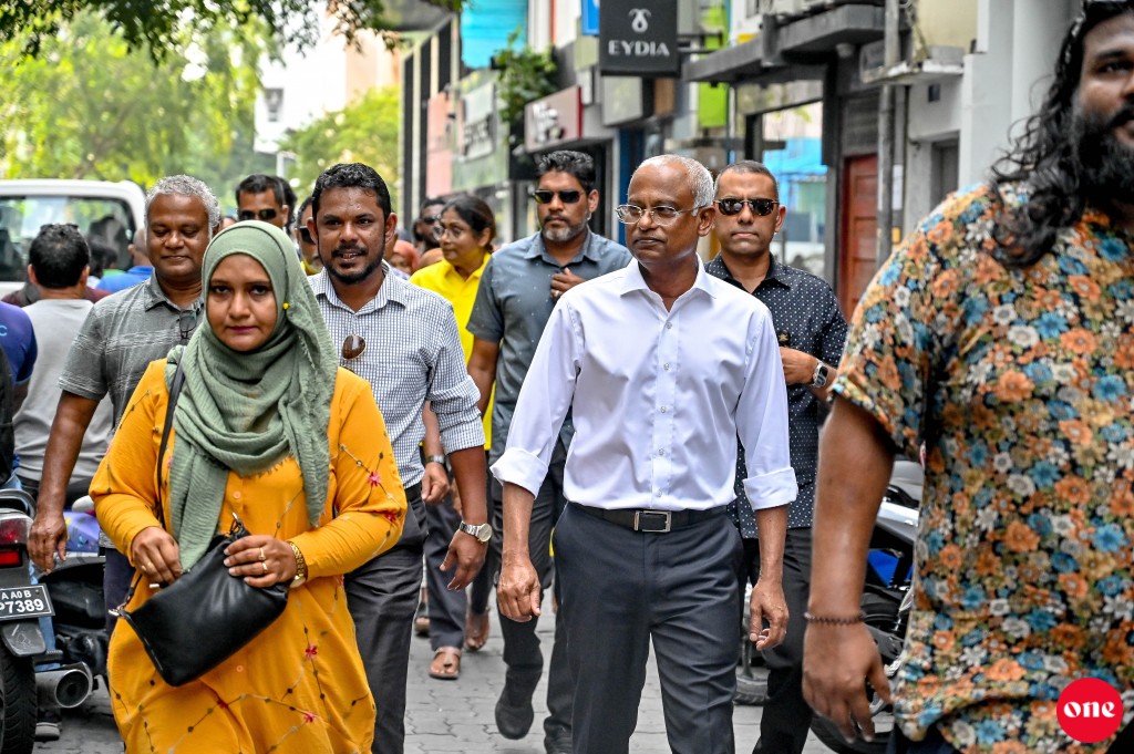 ONE Photo: Raees Solih Henveyrugai dhorun dhorah!