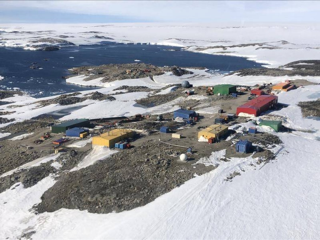 Antarctic gai masakkai kuraa meehaku salaamai kurumah Australia in bodu operation eh fashaifi