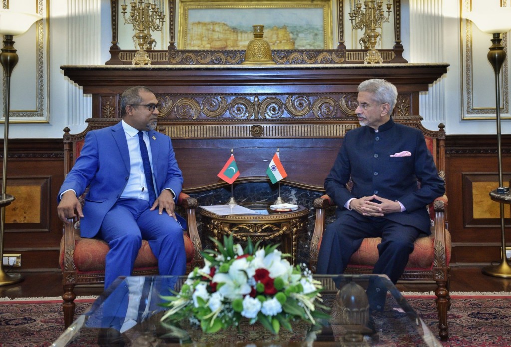 Raajje akee India ge ''neighbourhood first'' siyaasathuge saafu misaaleh: Jaishankar
