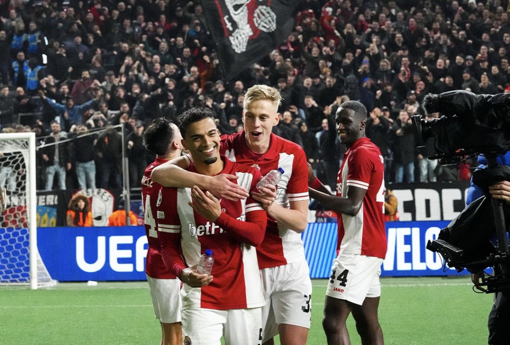 Antwerp in Barca kairin thaareehee furathama molheh hoadhaifi