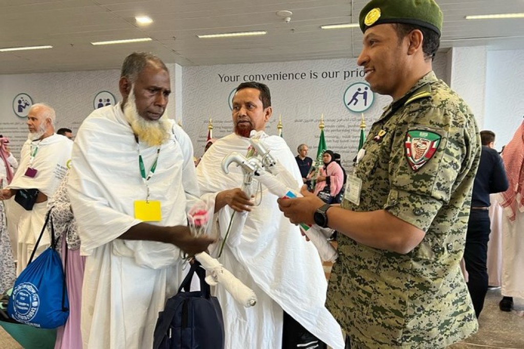 Saudi rasgefaanuge haassa mehumaanunge gothugai Pakistan ge 60 meehaku hajjah