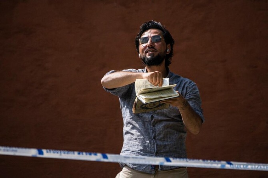 Sweden gai Quran andhaali meehaage gayah badijahai maraalaifi