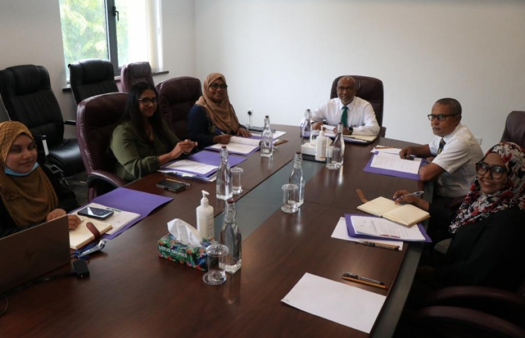 Foreign service ah lafaadhey board ekulavaalaifi