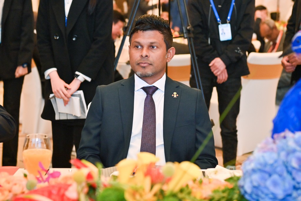 Insaanee hahguthah rahkaatheri kurumuge muaahadhaagai baiverivevadaigathumah Naibu Raees Geneva ah