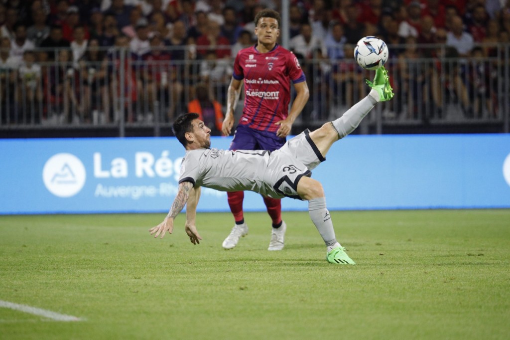Messi ge hiyygaimu goal ah thaureef, PSG feshee faseyha molhakun