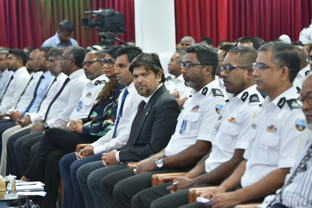 Customs confiscate books with anti-islamic content