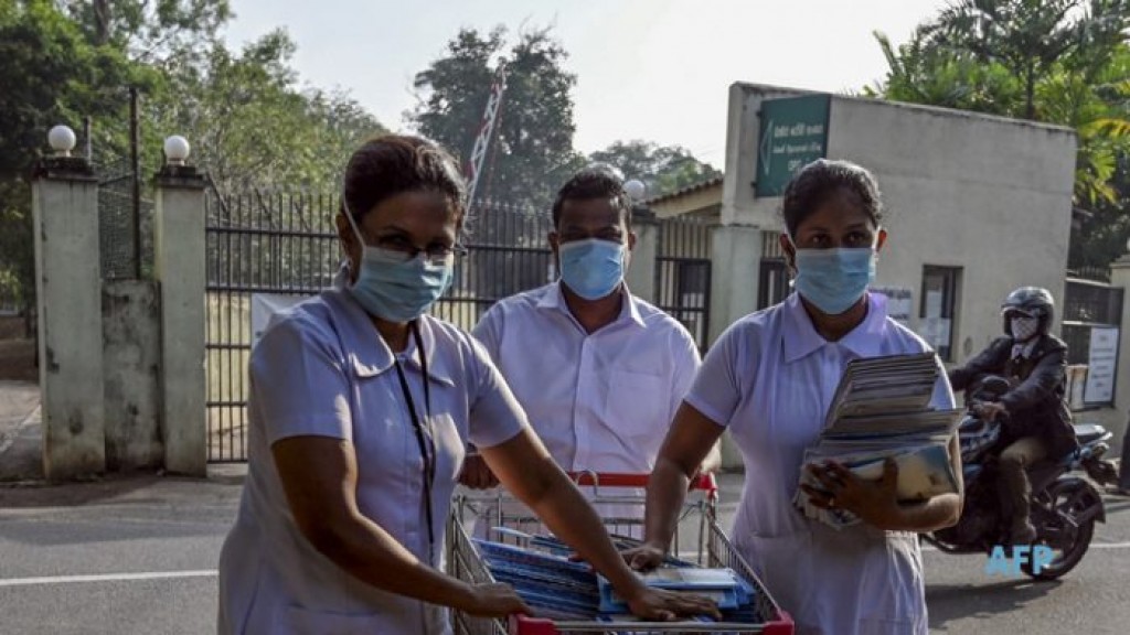 Covid ge dhevana raalhugai Lanka inn mihaathanah 100 ehhaa Doctors positive vefaivey