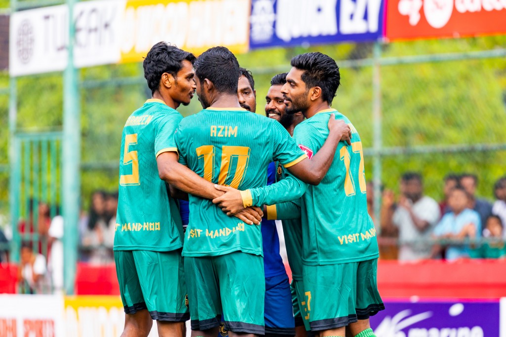 Dhangehchaai Mandhoo ves feshun rangalhukoffi