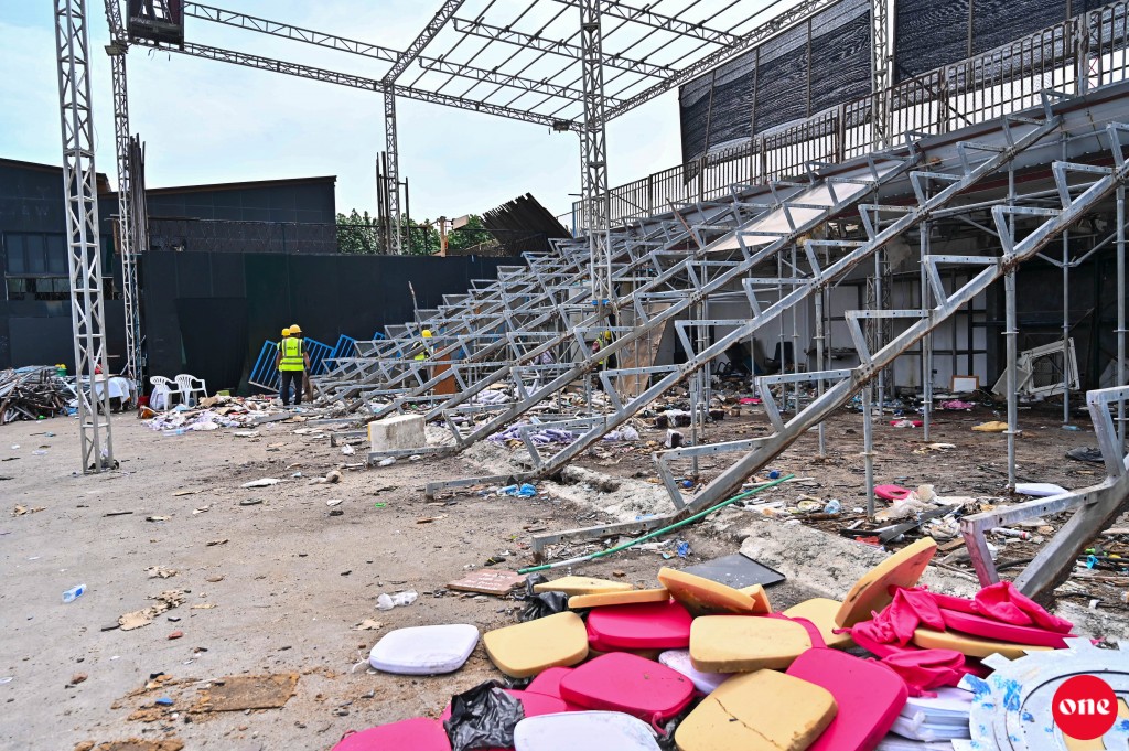 Surfing Stadium lasvee design ah badhalu genaumuge sababun 