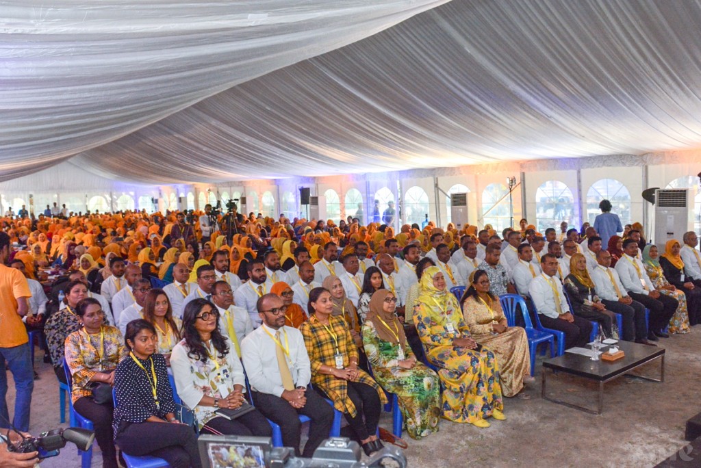 Aniyaaveri amaluthah huhttuveynee nafrathuge bill faaskohgen : MDP anhenunge roohu