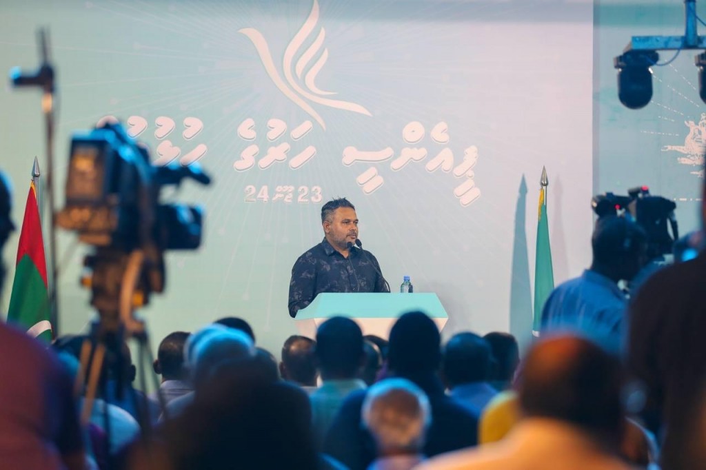 Ihuthijaaju thakah maruhabaa kiyan, ekamaku Addu Fisheries Complex ah gellun dhinun balainugannan: Shiyam