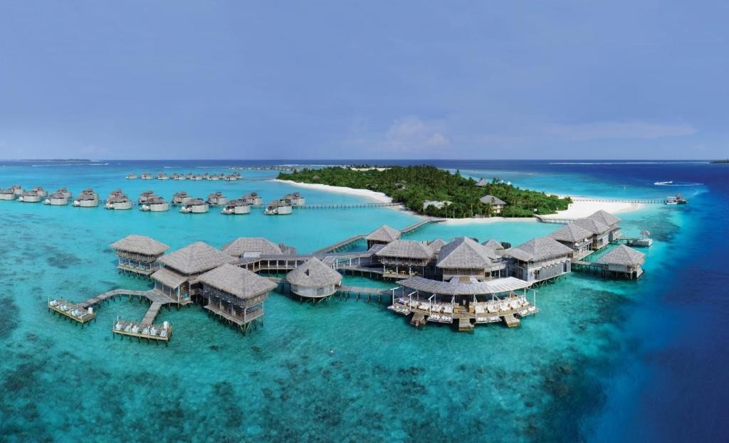 Six Senses Laamu gai e resort ge veriyakah hamalaadhee maaraamaaree hingaifi