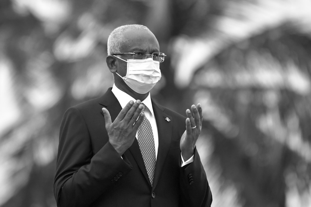 Raees Solih adhi aailaage baeh beyfulhun Dubai ah vadaigennevee kohkoafulhuge faathihaa ah