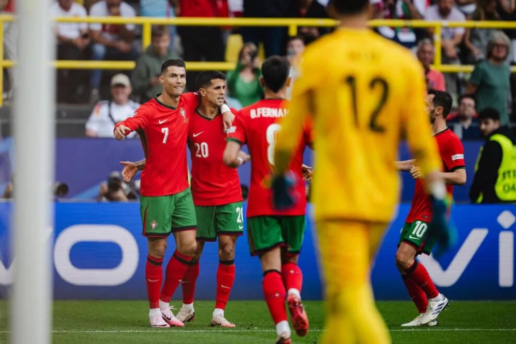 Turkey balikoh, Ronaldo aai Portugal gadha 16 ah
