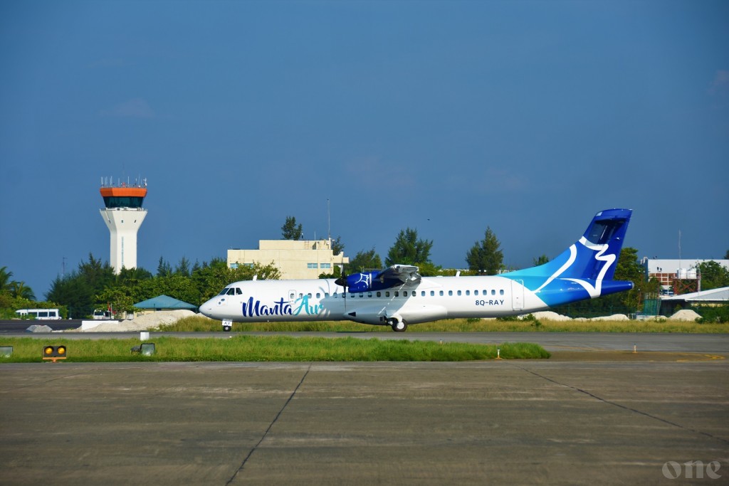 Velana International Airport reopens runway after temporary closure