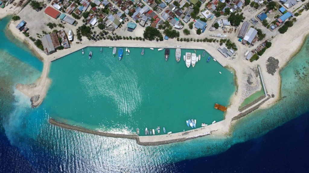Rattehinge medhugai jehunu massala ehgai ekakuge burakattah thoonu ehchakun hamalaa dheefi