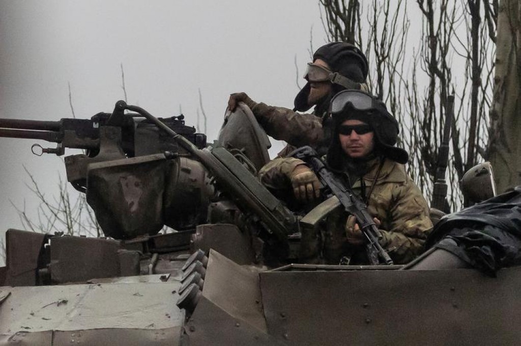 Russia demands for Ukranian surrender in Mariupol