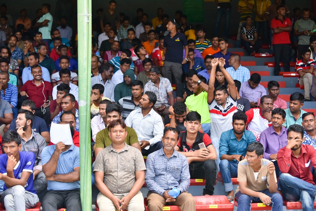 Nudhakkaa huri bidheyseenge fee thakun billion akah vure gina rufiyaa dhakkaifi
