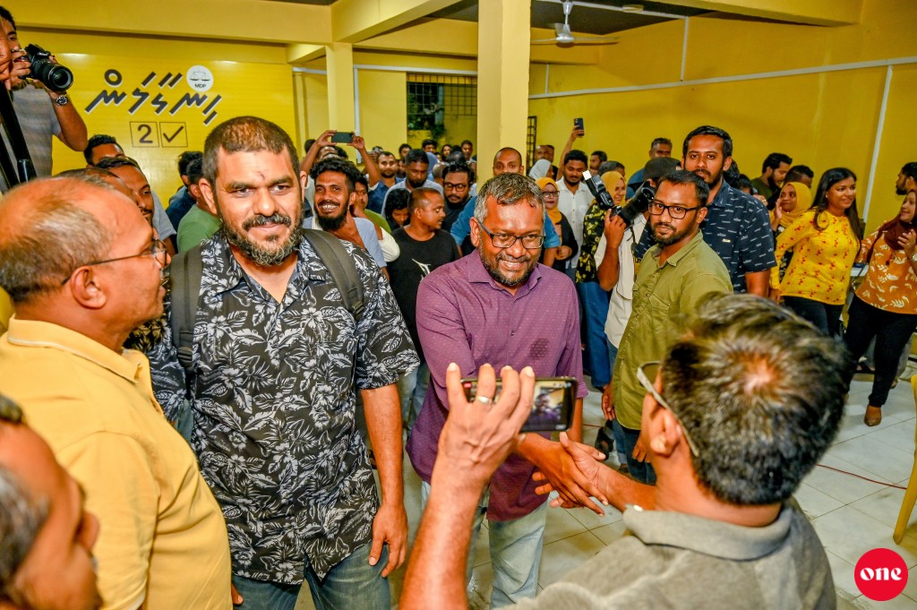 One Photo: Inthihaabugai Libunu Bodu Kaamiyaabi Ge Ufaafaalhu Kurun