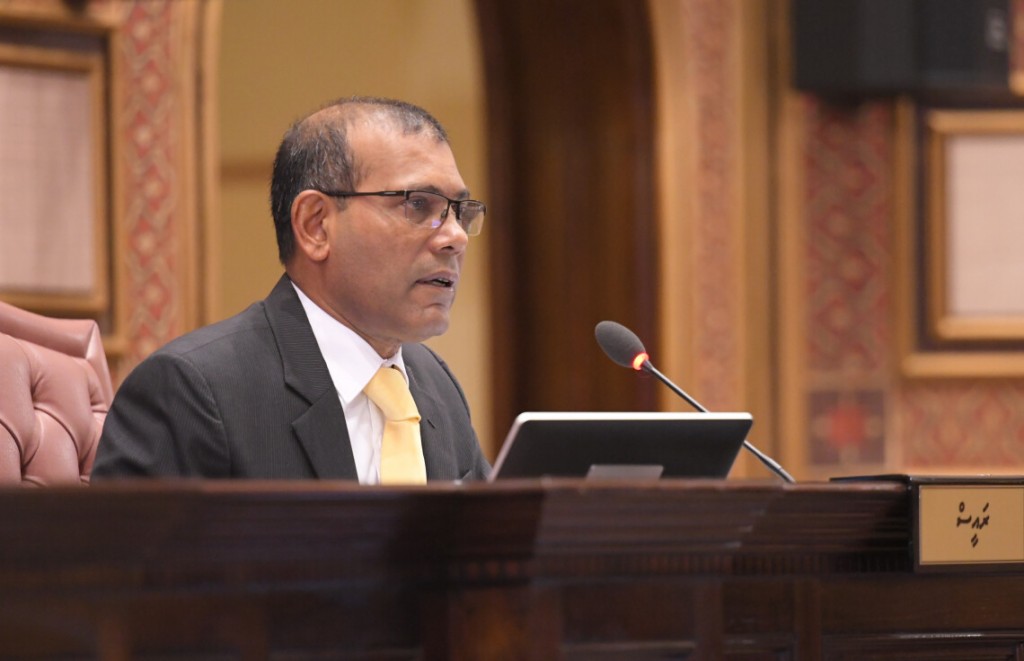 Eh memberakaai aneh memberaku bahuskuran oiy hamaekani nizaamakee barulamaanee nizaam: Majlis Raees