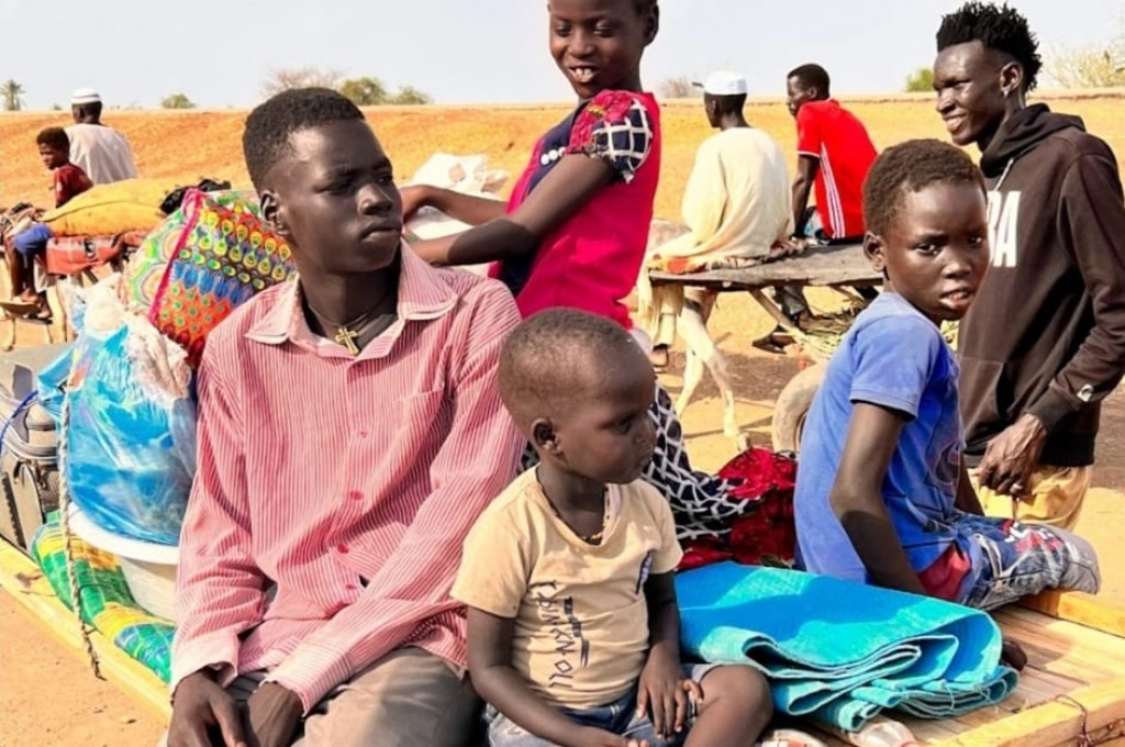 Dhuniyeyge enme fageeru 10 gaumuves Africa barrugai